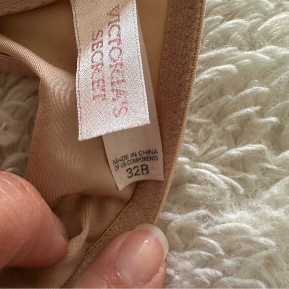 Victoria’s Secret Nude Padded Racerback Bra Size 32B - Picture 9 of 9